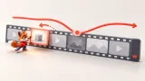 İzlenme süresindeki düşüş noktasını öne alınan video karesiyle düzelten küçük turuncu tilki maskotu